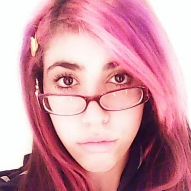 adolescente cabelo colorido óculos orkut msn